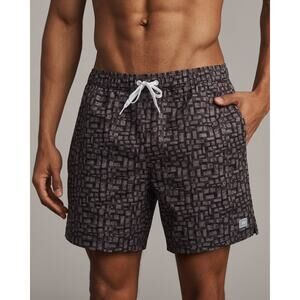 NWT Rhone 6" R&R Ultra Trunk - Unlined in Asphalt Geo Texture size Large